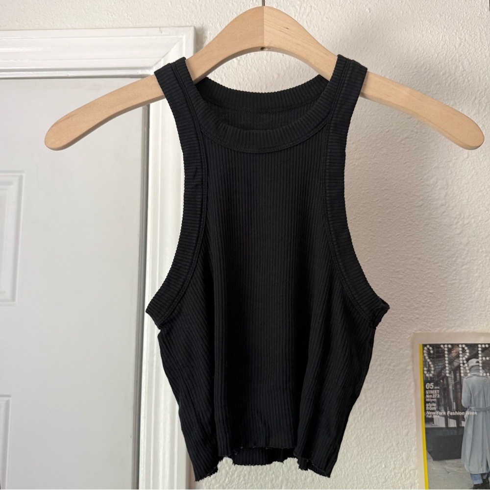 WSLY black tencel rib knit cropped raw fray hem sleeveless tank‎ top